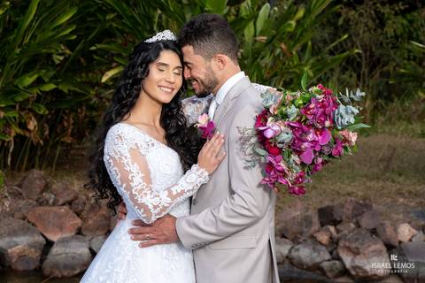 vestido e terno para casamento em  em Divinópolis '