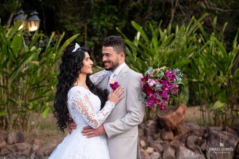 vestido e terno para casamento em  em Divinópolis '
