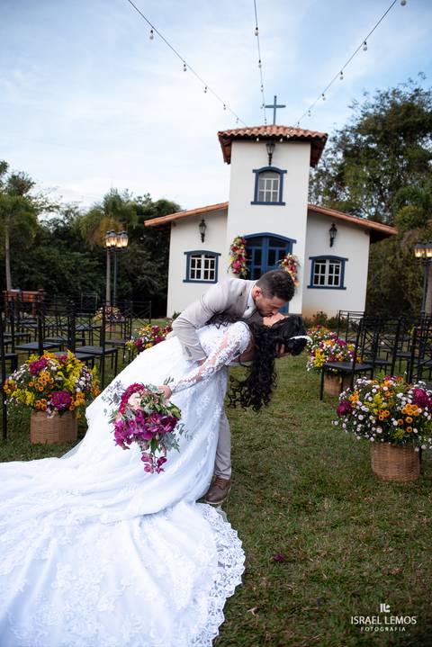 vestido e terno para casamento em um so lugar em Divinópolis '