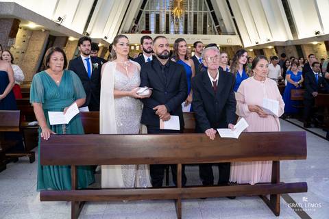 roupas de locação em bom despacho'