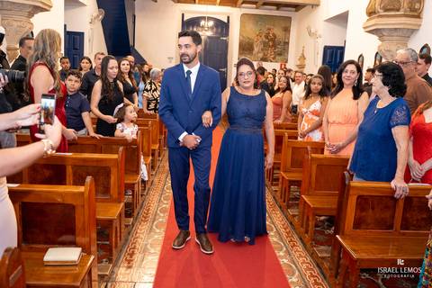 casamento em Mateus Leme na igreja santo Antonio matriz com fotos do fotografo Israel Lemos Mateus leme'