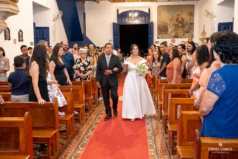 casamento em Mateus Leme na igreja santo Antonio matriz com fotos do fotografo Israel Lemos Mateus leme'