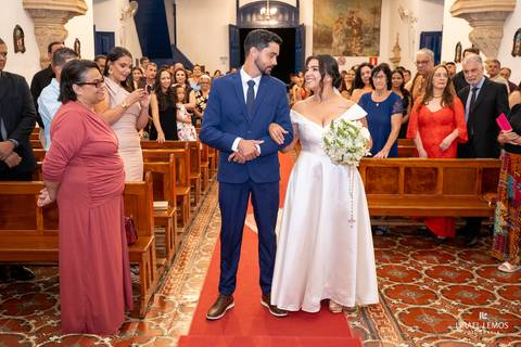 casamento em Mateus Leme na igreja santo Antonio matriz com fotos do fotografo Israel Lemos Mateus leme'