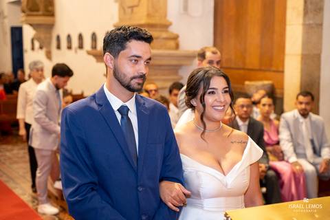casamento em Mateus Leme na igreja santo Antonio matriz com fotos do fotografo Israel Lemos Mateus leme'