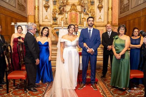 casamento em Mateus Leme na igreja santo Antonio matriz com fotos do fotografo Israel Lemos Mateus leme'