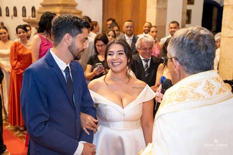 casamento em Mateus Leme na igreja santo Antonio matriz com fotos do fotografo Israel Lemos Mateus leme'