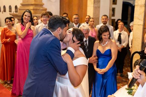 casamento em Mateus Leme na igreja santo Antonio matriz com fotos do fotografo Israel Lemos Mateus leme'