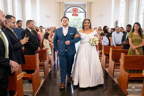 vestido de noiva em bom despacho'