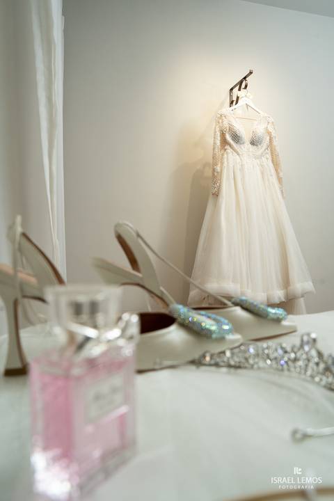 vestido  de casamento na italia milao fotorgafo de casamento em italia'