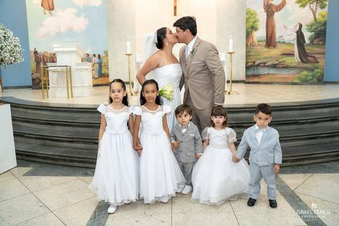 casamento na Igreja São Francisco em Para de minas com fotos dos fotografo de Para de minas '