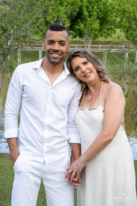 Profissionalismo e sensibilidade fotográfica em Bom Despacho.'