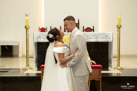 FOtografo de casamento em lagoa da prata fotos lindas na igreja matriz por Israel Lemos fotografo em lagoa da prata'