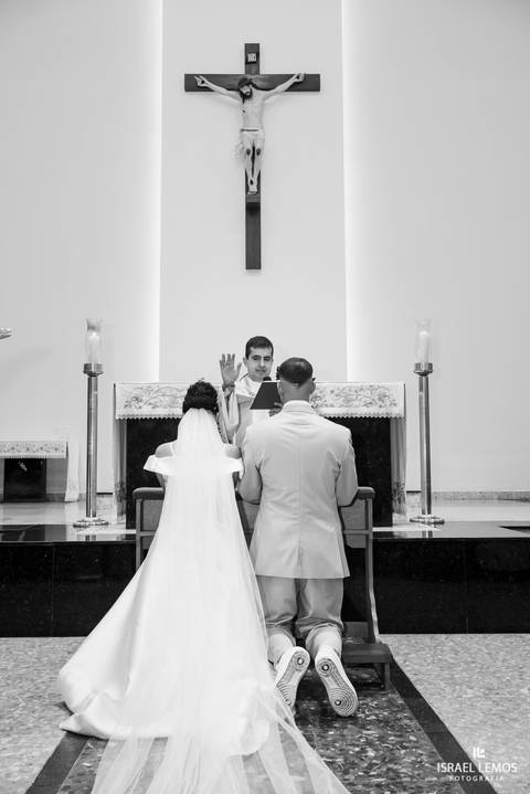 FOtografo de casamento em lagoa da prata fotos lindas na igreja matriz por Israel Lemos fotografo em lagoa da prata'