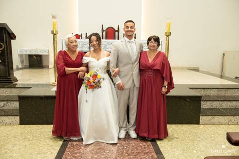 FOtografo de casamento em lagoa da prata fotos lindas na igreja matriz por Israel Lemos fotografo em lagoa da prata'