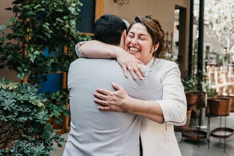 elopement wedding casamento a dois em sao paulo sitio sao jorge sao bernardo do campo votos noivos fotografo de casamento de dia diurno decoracao rustica paleta verde e branca casamento buque da noiva '