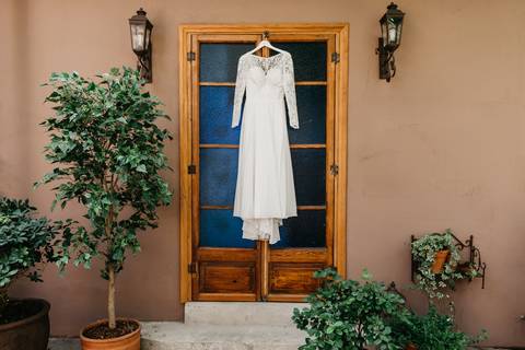 elopement wedding casamento a dois em sao paulo sitio sao jorge sao bernardo do campo votos noivos fotografo de casamento de dia diurno decoracao rustica paleta verde e branca casamento buque da noiva '