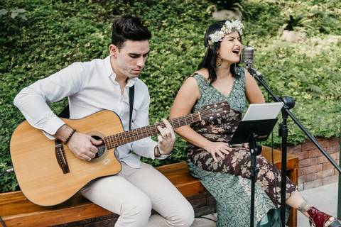 elopement wedding casamento a dois em sao paulo sitio sao jorge sao bernardo do campo votos noivos fotografo de casamento de dia diurno decoracao rustica paleta verde e branca casamento buque da noiva '