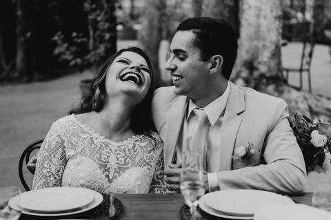 elopement wedding casamento a dois em sao paulo sitio sao jorge sao bernardo do campo votos noivos fotografo de casamento de dia diurno decoracao rustica paleta verde e branca casamento buque da noiva '