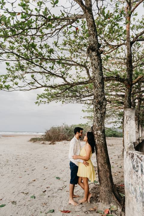 ensaio de casal na praia ensaio pre wedding ensaio pre casamento na praia bertioga ensaio na praia no nascer do sol ensaio de casal no por do sol ensaio na praia'