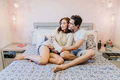 ensaio de casal em casa com cachorros ensaio com cachorros ensaio em casa ensaio villa do golfe ribeirao preto'