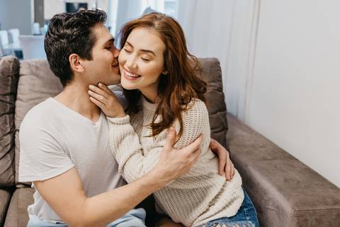 ensaio de casal em casa com cachorros ensaio com cachorros ensaio em casa ensaio villa do golfe ribeirao preto'