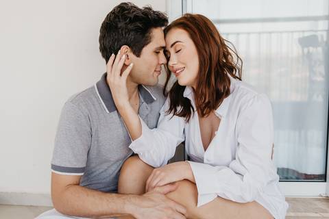 ensaio de casal em casa com cachorros ensaio com cachorros ensaio em casa ensaio villa do golfe ribeirao preto'