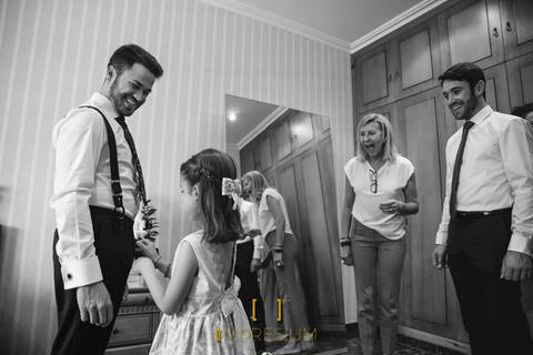Reportaje fotográfico de bodas, reportaje fotografico madrid, impresium, impresium fotografía y vídeo, fotoperiodismo, foto narrativa, Rubén Córdoba, boda, wedding, wedding photografer, fotografía boda original, boda en Casa Rosita, boda en Pedro Muñoz'
