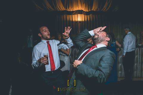 Reportaje fotográfico de bodas, reportaje fotográfico de bodas en Madrid, impresium, fotoperiodismo, foto narrativa boda, Rubén Córdoba, boda, wedding photographer, fotografía boda original, fotografo de bodas en FC Villalba, fotógrafo finca el Gallinero'