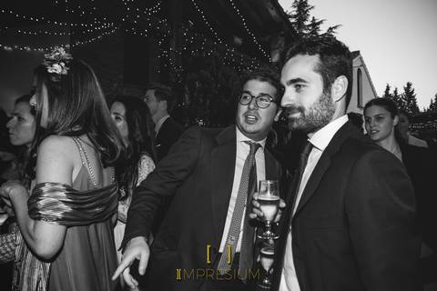 Reportaje fotográfico de bodas, impresium, impresium fotografía y vídeo, fotoperiodismo boda, boda, wedding, wedding photografer, fotografía original boda Madrid, boda en Etxemendi, fotografia boda en Etxemendi'