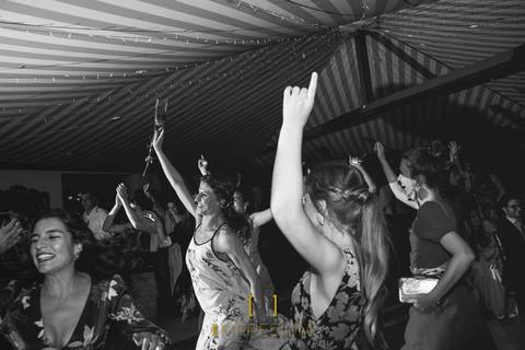 Reportaje fotográfico de bodas, impresium, impresium fotografía y vídeo, fotoperiodismo boda, boda, wedding, wedding photografer, fotografía original boda Madrid, boda en Etxemendi, fotografia boda en Etxemendi'