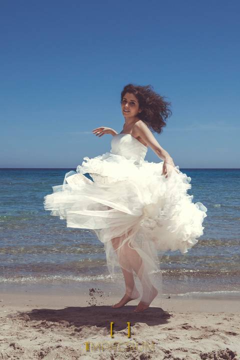 impresium, reportaje fotografico de bodas, fotografo de bodas, fotografo de bodas madrid, trash the dress, wedding, bodas, bodas murcia, boda en La Manga, boda en la playa, sesion postboda, postboda en la playa, postboda en la Manga, postboda Murcia'