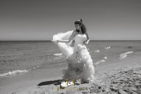 impresium, reportaje fotografico de bodas, fotografo de bodas, fotografo de bodas madrid, trash the dress, wedding, bodas, bodas murcia, boda en La Manga, boda en la playa, sesion postboda, postboda en la playa, postboda en la Manga, postboda Murcia'