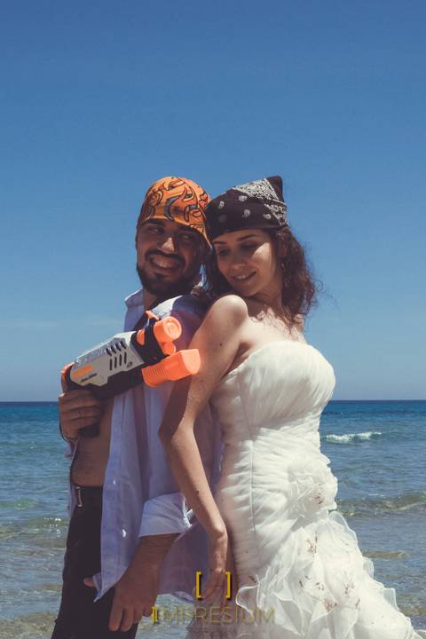 impresium, reportaje fotografico de bodas, fotografo de bodas, fotografo de bodas madrid, trash the dress, wedding, bodas, bodas murcia, boda en La Manga, boda en la playa, sesion postboda, postboda en la playa, postboda en la Manga, postboda Murcia'