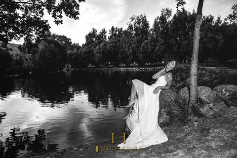 Postboda en el Bosque Finlandés, sesion preboda, sesion posboda, postboda, fotografia de bodas en Madrid, Postboda en Madrid, Reportaje boda Madrid, Trash the dress Madrid'