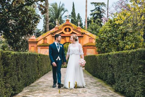 Postboda en Sevilla, sesion preboda, sesion posboda, postboda, fotografia de pareja, fotografia de mascotas, fotografo de bodas, fotografo de bodas madrid'