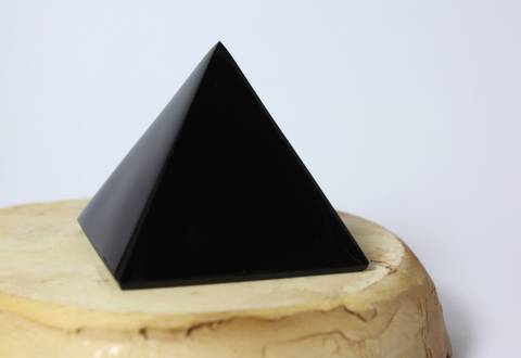 Pirámide de obsidiana'