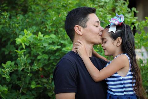 Agatha é um amor por esse pai dela.'
