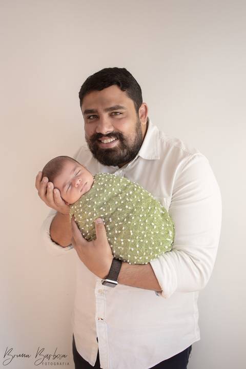 bruna barbosa fotografia, sao paulo, sessão newborn, foto com os pais'
