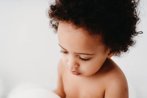 fotografia de familias, fotografa de crianças, fotografa de família, melhor fotografa de famílias, sessão fotográfica de primeiro aniversário, sessão fotos lisboa, fotos em família, sessão fotos, white, white session, fotografia de bebes, smash the cake'