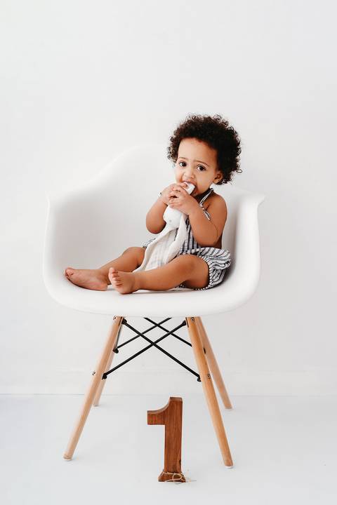 fotografia de familias, fotografa de crianças, fotografa de família, melhor fotografa de famílias, sessão fotográfica de primeiro aniversário, sessão fotos lisboa, fotos em família, sessão fotos, white, white session, fotografia de bebes, smash the cake'