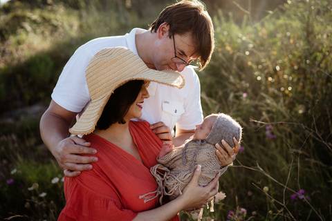 sessão fotográfica white, sessão fotografica em familia, fotografo de familias, fotografa de familias, sessão fotos em familia em estúdio, estudio fotográfico de familia, ensaio de familia, ensaio de recém-nascido, ensaio de criança, fotografo Lisboa, '