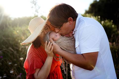 sessão fotográfica white, sessão fotografica em familia, fotografo de familias, fotografa de familias, sessão fotos em familia em estúdio, estudio fotográfico de familia, ensaio de familia, ensaio de recém-nascido, ensaio de criança, fotografo Lisboa, '