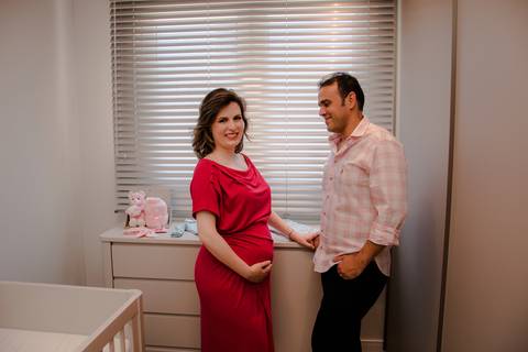 ensaio gestante em casa'