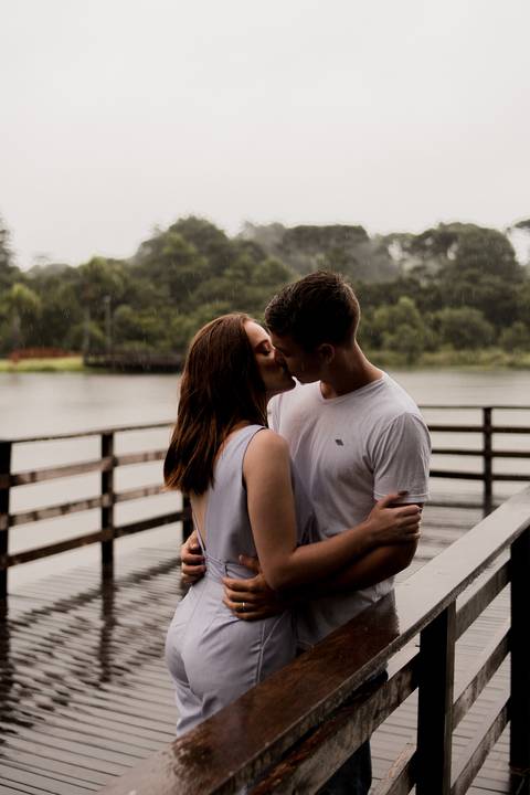 ensaio casal parque lago azul'