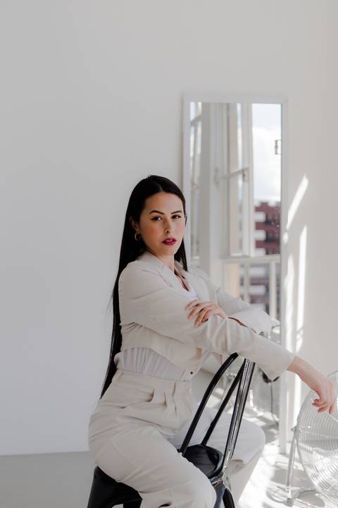 ensaio feminino minimalista curitiba'