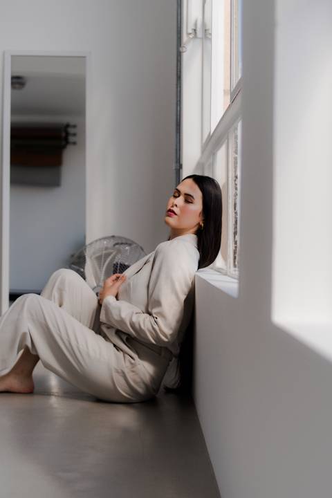 ensaio feminino minimalista curitiba'