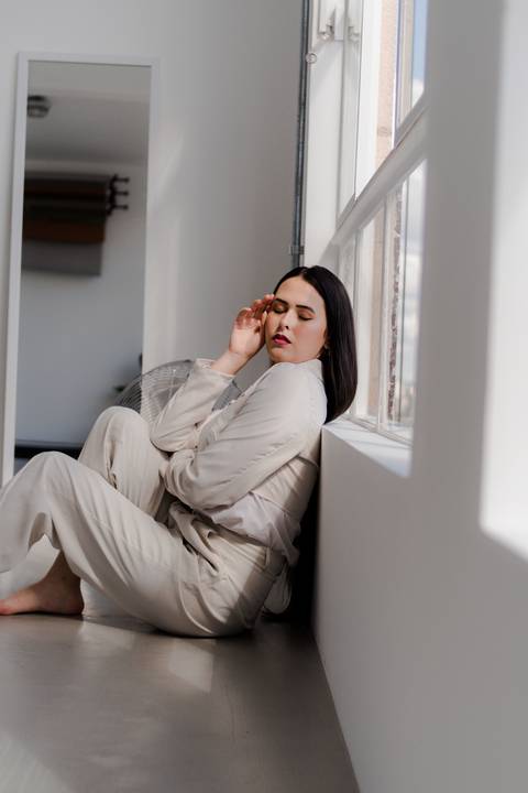 ensaio feminino minimalista curitiba'