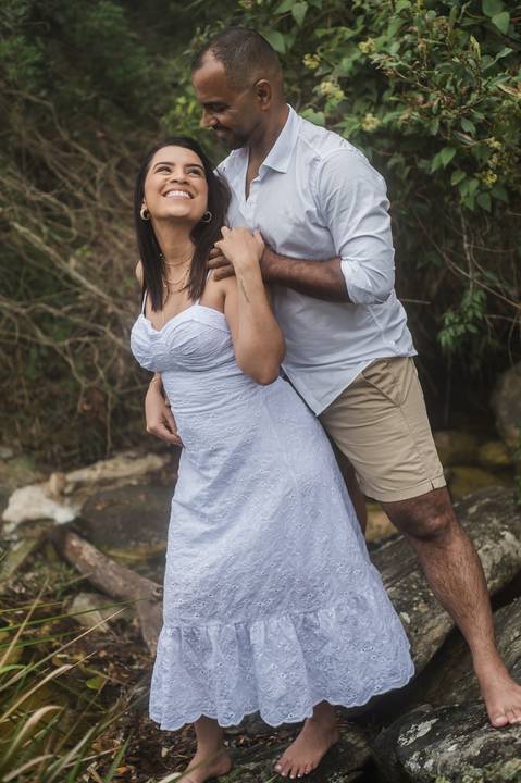 Pre wedding de Marcela e Guilherme no Parque Estadual do Ibitipoca e em Juiz de Fora, ao ar livre e ao pôr do sol'