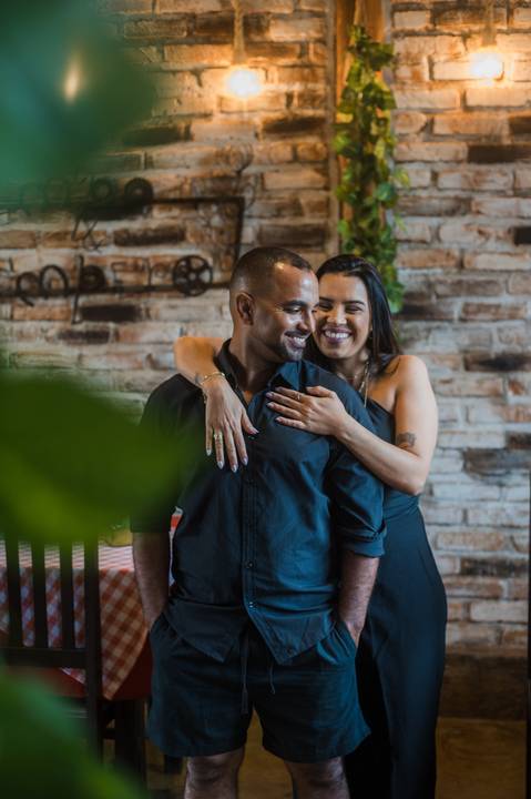 Pre wedding de Marcela e Guilherme no Parque Estadual do Ibitipoca e em Juiz de Fora, ao ar livre e ao pôr do sol'