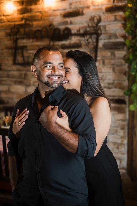Pre wedding de Marcela e Guilherme no Parque Estadual do Ibitipoca e em Juiz de Fora, ao ar livre e ao pôr do sol'